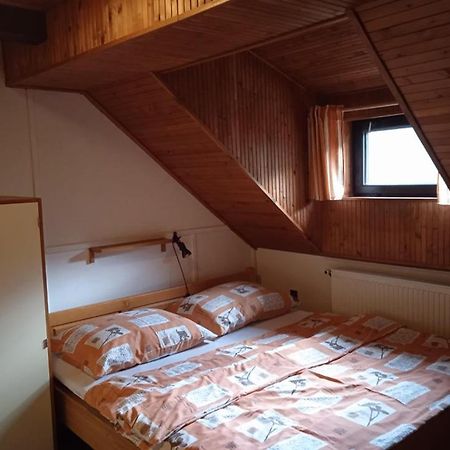 Chalupa Benecko-M.86 Buitenkant foto